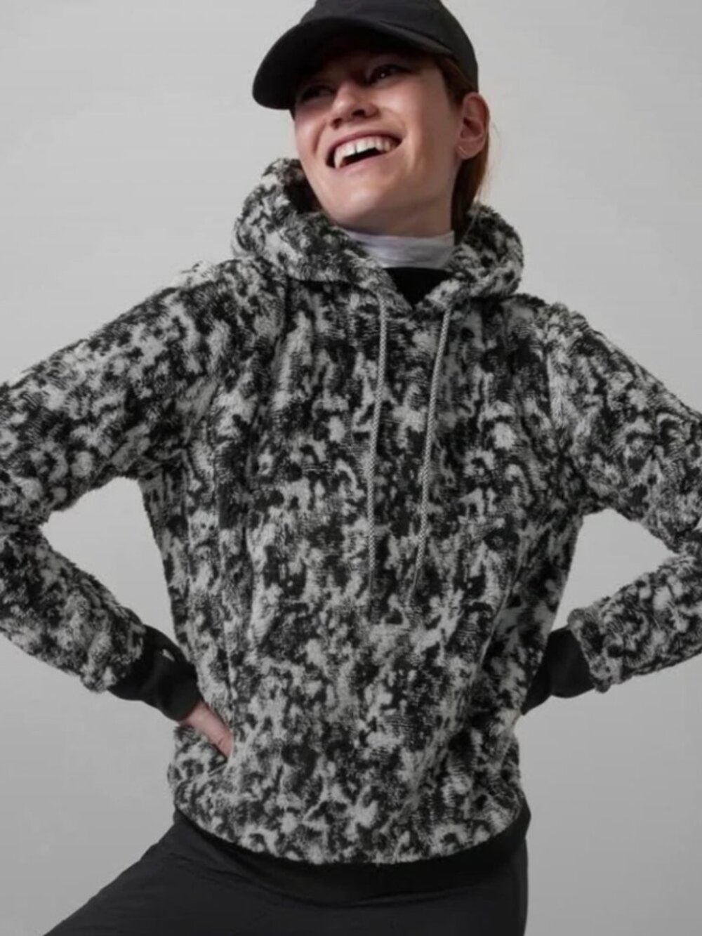 Athleta Tugga Sherpa Jacquard Hoodie Glacier Black - Size M